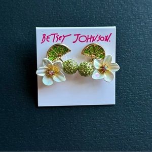🩷 Betsey Johnson Lime Slice Cluster Earrings